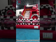 Şişme slaytlar Pixar Arabaları Şişme kuru slaytlar Dışarıda